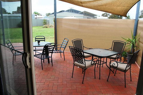 Lake Tyrrell Accommodation - Seniors Australia 2