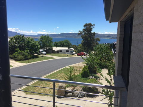 Lake Vista - Seniors Australia 0