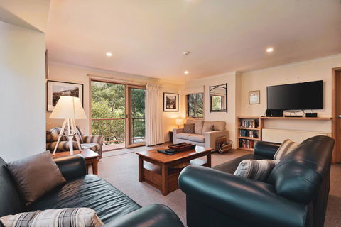 Lhotsky Apartments - Seniors Australia 2