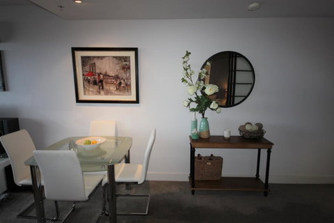 Luxurious With Great Views - Seniors Australia 3