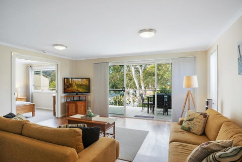 Luxury Boardwalk Apartment - Unit 7 - Seniors Australia 0