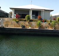 M  T's Waterfront Bed  Breakfast - Seniors Australia