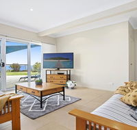 Mamorhomy - beachfront spacious apartment - Seniors Australia