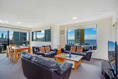 Mantra Broadbeach On The Park - Seniors Australia 3