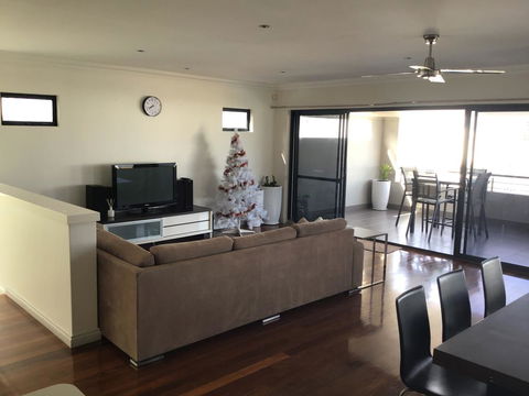 Marina Precinct - Seniors Australia 1