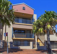 Ocean Blue On Manning - Seniors Australia