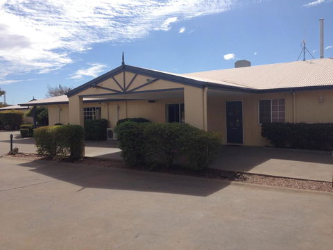 Outback Motel - Seniors Australia 2