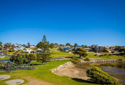 Pacific Pines Unit 5 - Seniors Australia 2