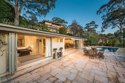 Peaceful And Mature Gardens With Panoramic Views - Seniors Australia 1