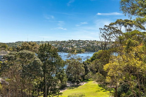Peaceful And Mature Gardens With Panoramic Views - Seniors Australia 0