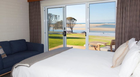 Pelican Sands Scamander - Seniors Australia 1