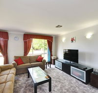 Pet Friendly - Family Holiday Home - Pets Welcome - Seniors Australia