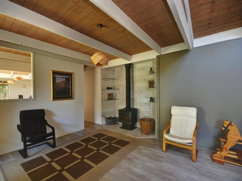 Pet Friendly - Large 4 Bedroom Home - Seniors Australia 0