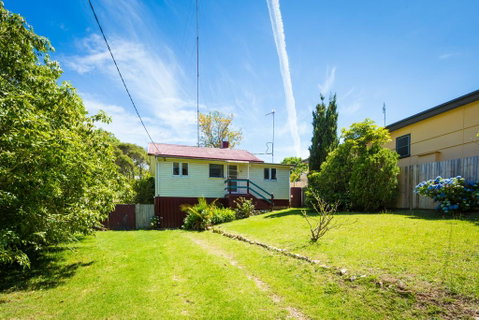 Pet Friendly Beach Cottage @ Ballingalla - Seniors Australia 0