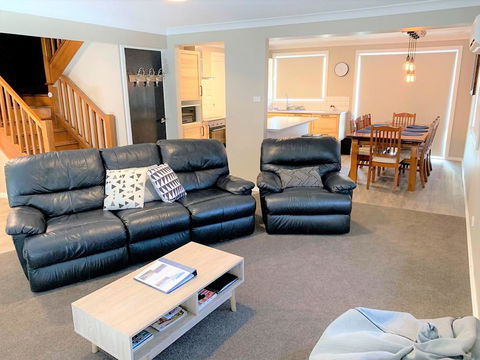 Petersdorf 2 - Jindabyne Townhouse - Seniors Australia 1