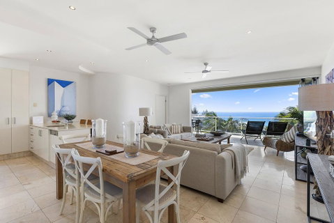 Relax In Stylish Comfort, Sunshine Beach - Seniors Australia 1