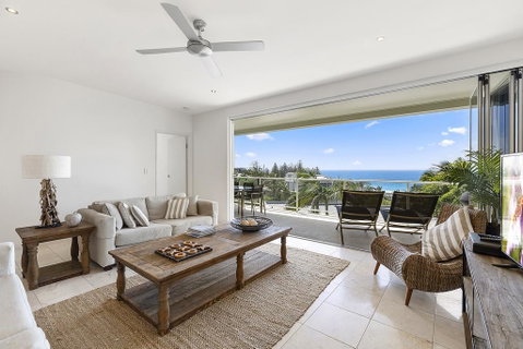 Relax In Stylish Comfort, Sunshine Beach - Seniors Australia 2