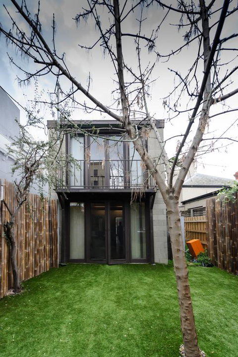 Retro House - Seniors Australia 3