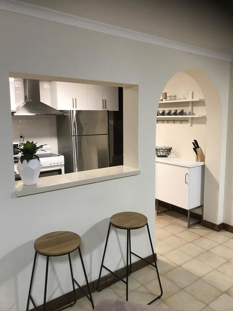 SA House - Seniors Australia 3