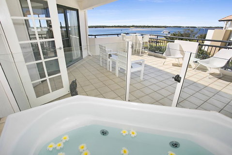 Sandcastles On The Broadwater - Seniors Australia 2