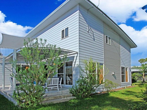 Sandlewood Breeze - Spacious Entertainer - Seniors Australia 0