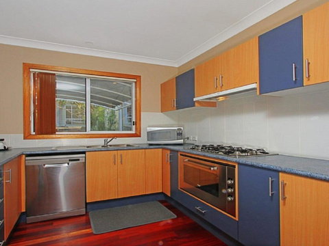 Sandlewood Breeze - Spacious Entertainer - Seniors Australia 1