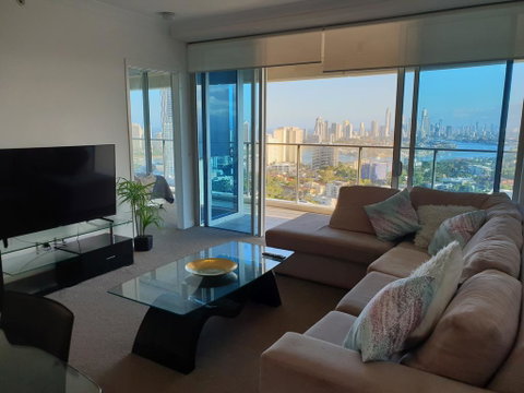 Southport Central Residences With Ocean Views - Seniors Australia 0