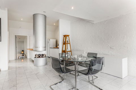 Spoilt For Choice 2-bed/2-bath + Free Parking - Seniors Australia 2