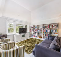 Spoilt for choice 2-bed/2-bath  Free parking - Seniors Australia