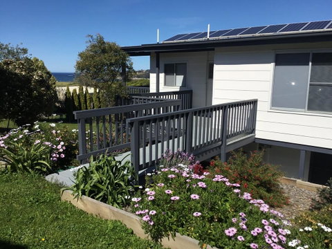 Sunnyside Holiday Home - Seniors Australia 1