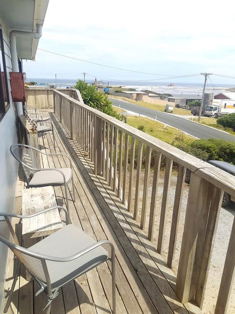 Sunset Holiday Villas - Seniors Australia 3