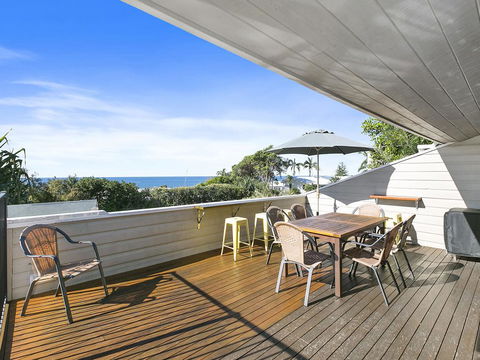 Sunshine Beach Serenity And Pet Friendly ! 9 Seaview Terrace, Sunshine Beach, QLD 4567 - Seniors Australia 2