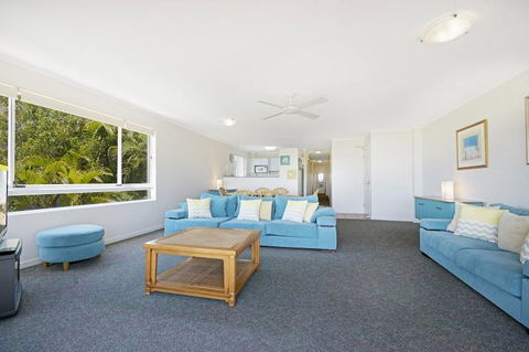 Sunshine Cove, Across The Road From The Beach - Seniors Australia 2