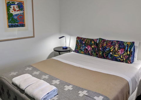 Superb 2 BR Apartment Minutes To CBD- Cen8 - Seniors Australia 3