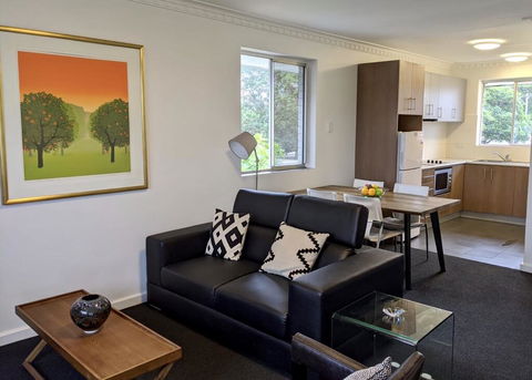Superb 2 BR Apartment Minutes To CBD- Cen8 - Seniors Australia 0