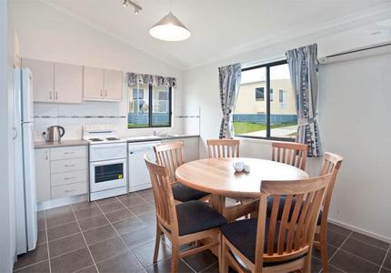 Surf Beach Narooma Holiday Park - Seniors Australia 1