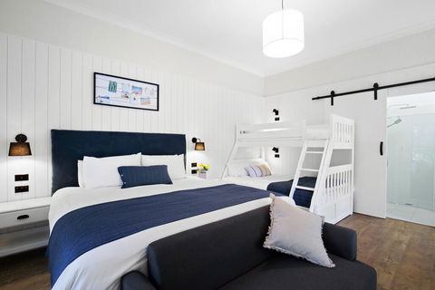 Surfaris Retreat - Seniors Australia 0