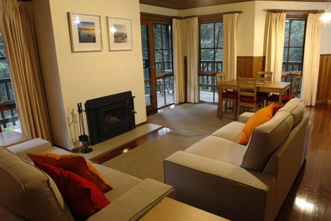 Tall Trees Retreat - Seniors Australia 0