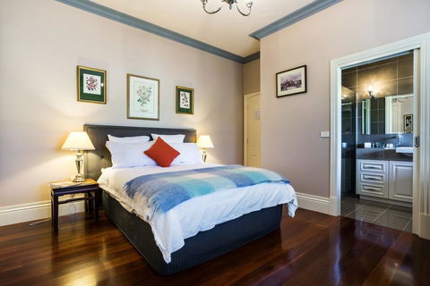 Tallawarra Homestead - Seniors Australia 0