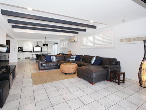 Tarcoola 49 - 4 BDRM Canal Home With Pool - Seniors Australia 1