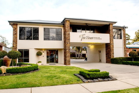 Tea House Motor Inn - Seniors Australia 0