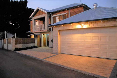 Terrific Townhouse - Seniors Australia 1