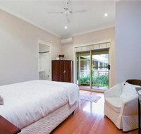 The Acreage Luxury BB and Guesthouse - Seniors Australia