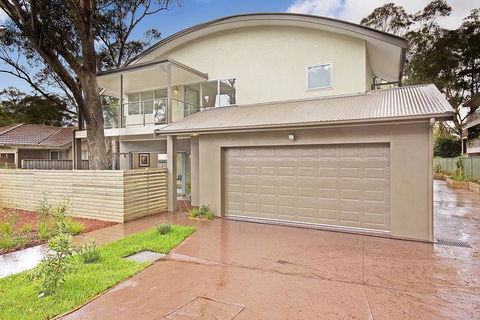 The Beach Townhouse - Seniors Australia 1
