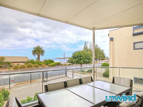 The Block Views Apartments Victor Harbor - Seniors Australia 3