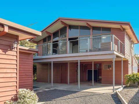 The Cape Escape - Seniors Australia 1