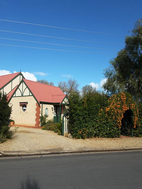 The Dove Cote - Seniors Australia 3