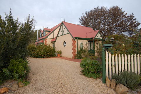 The Dove Cote - Seniors Australia 2