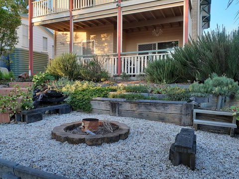The Friendly Chat Bed And Breakfast - Seniors Australia 1