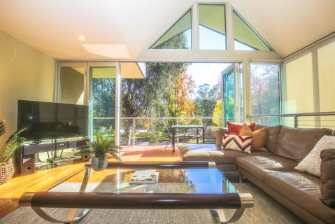 The Glass Pinnacle - Seniors Australia 0